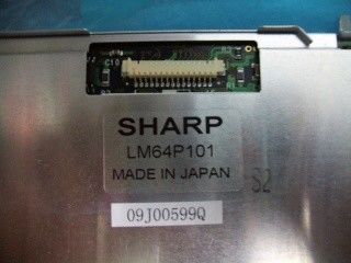 LM64P101 シャープ TFT LCD ディスプレイ 7.2" 70 cd/m2 (タイプ) 25/25/20/10 (タイプ)