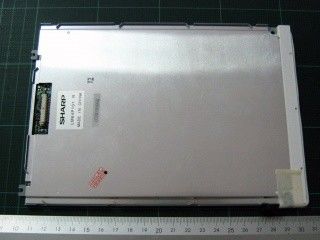 LM64P101R 110PPI 640×480 VGA 7.2 インチシャープ TFT パネル 147.18 ((H) × 110.38 ((V) mm