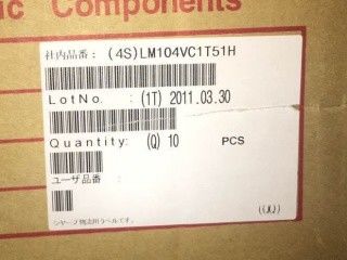 LM104VC1T51H 10.4 インチ 640×480 インダストリアル LCD パネル RGB垂直ストライプ