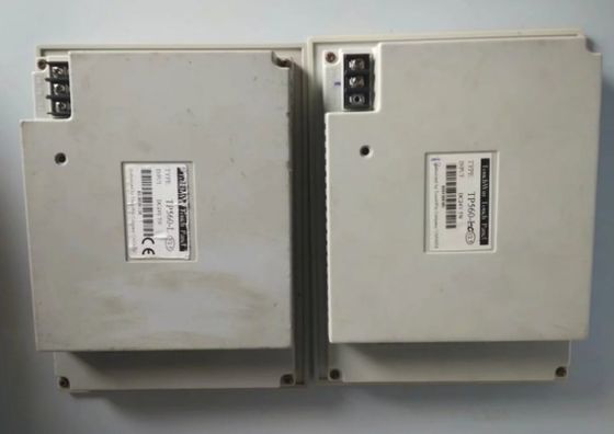 DMF-50840NB-FW-ASE-BFN Kyocera 5.7INCH LCM 320×240RGB 60NITS CCFL産業LCDの表示