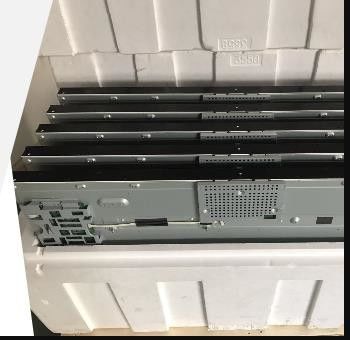 700cd/M2 FHD 40PPI Lcdの55in WLED LD550EUN-UHA2を表示パネル