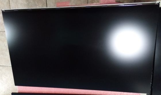 LM270WR3-SSB1 LGの表示27.0&quot; 3840 （RGB） ×2160 400 cd/mの²産業LCDの表示
