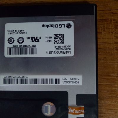 580cd/M2 TFT LCDのパネル133PPI WVGA LA070WV5-SL01 800×480 WLED